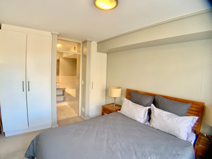 1 Bedroom Property for Sale in Sea Point Western Cape